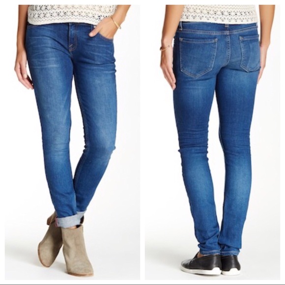 Joie Denim - Joie Midrise Rolled Skinny Jeans in Hana